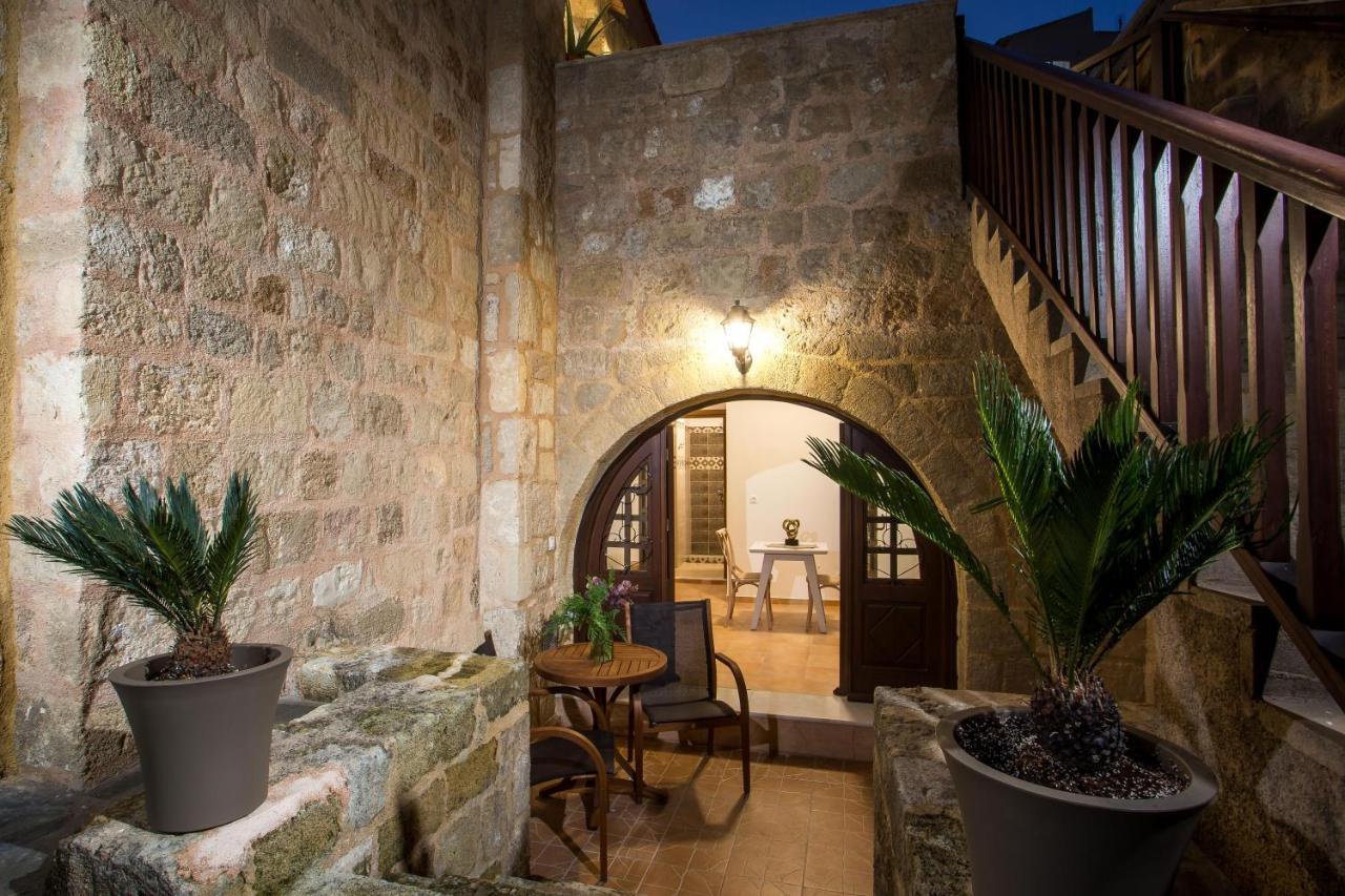 Kamara Antica * Rhodes City